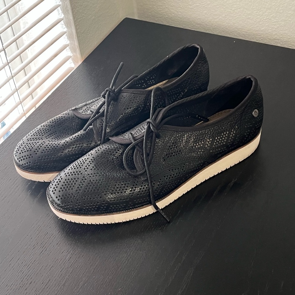 Women Black Perforated Loafers